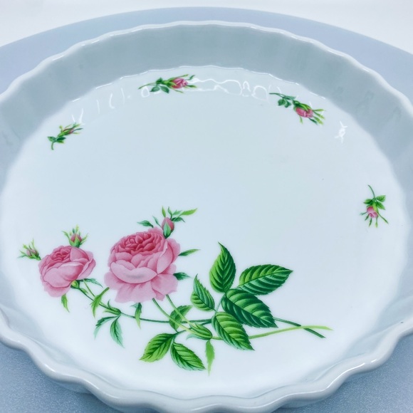 Vintage Rose by Christineholm Round Fluted Quiche Pie Tart Porcelain Dish 9.5” - Picture 12 of 12